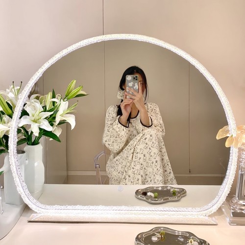 梳妆台镜子轻奢风带灯化妆镜台式