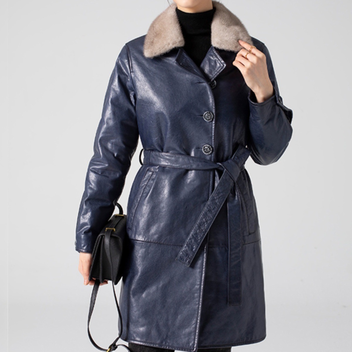 薇珞蘭VELORA冬新款真皮皮衣女油蜡绵羊皮羽绒服水貂领腰带修身款