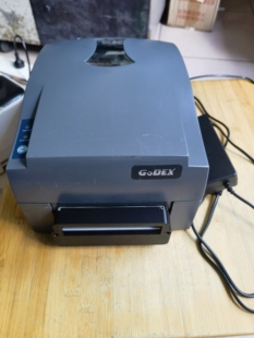 二手科诚500U干洗店服装店水洗唛自动带切刀条码标签吊牌打印机