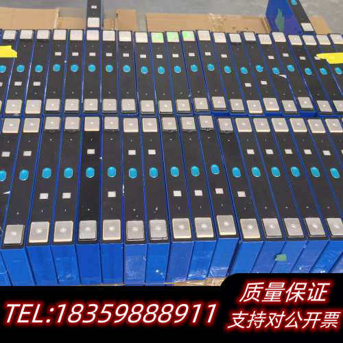 EVE亿纬3.2V 171Ah磷酸铁锂电池在仓。议价