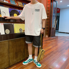 白色