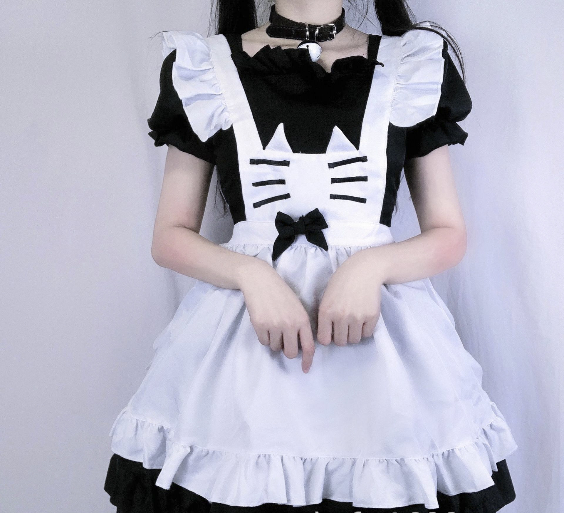 新しい猫メイド服lolitaワンピース黒と白のコスプレ服