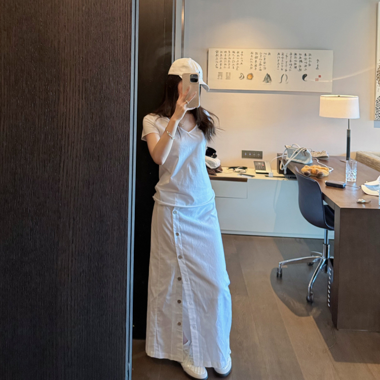 MLPSTUDIO 清冷暗黑调！棉麻松弛慵懒感一片式松紧腰排扣半身裙