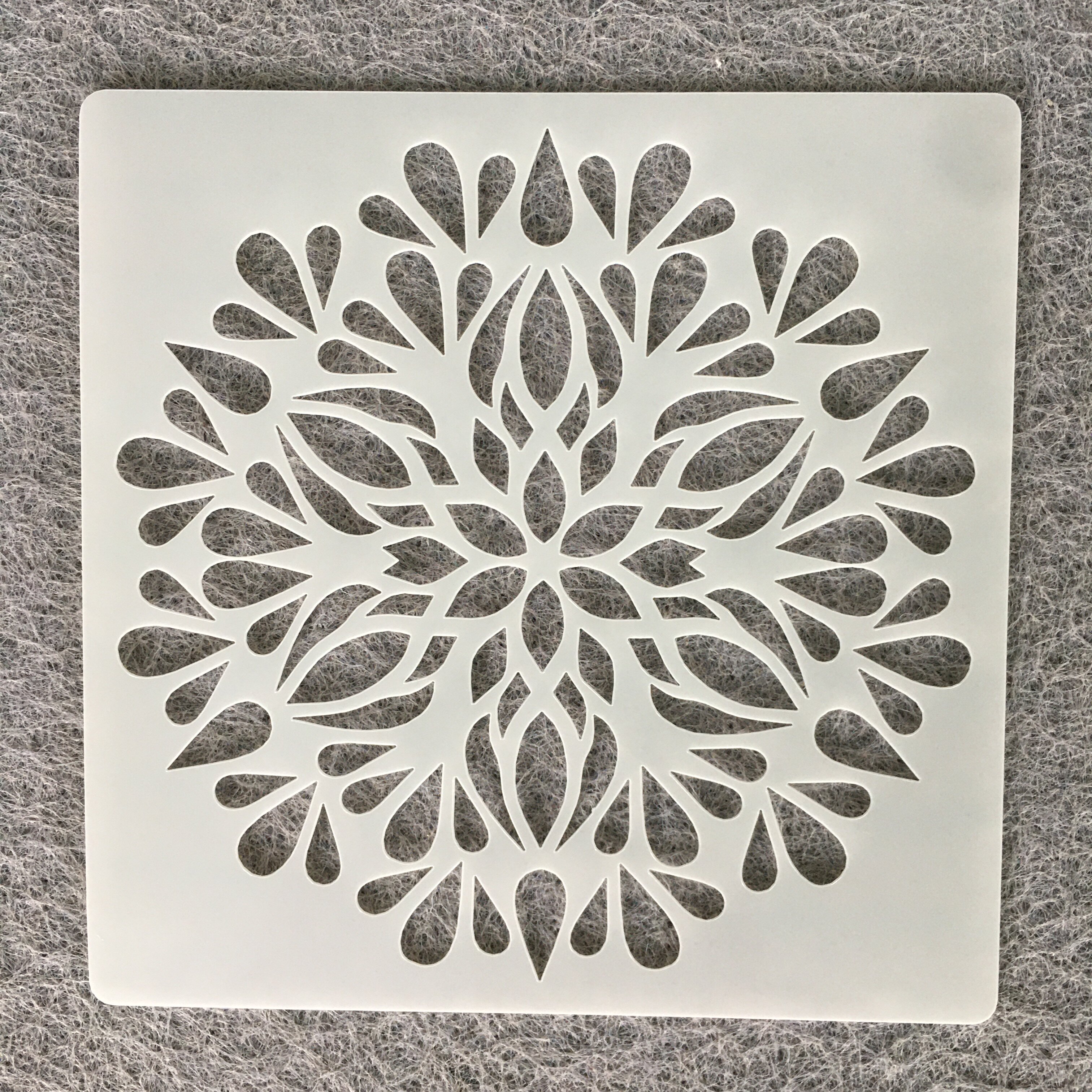 컬러링 스텐실 페인팅 스프레이 스텐실 만다라 중공 드로잉 보드 낙서 템플릿 중공 템플릿