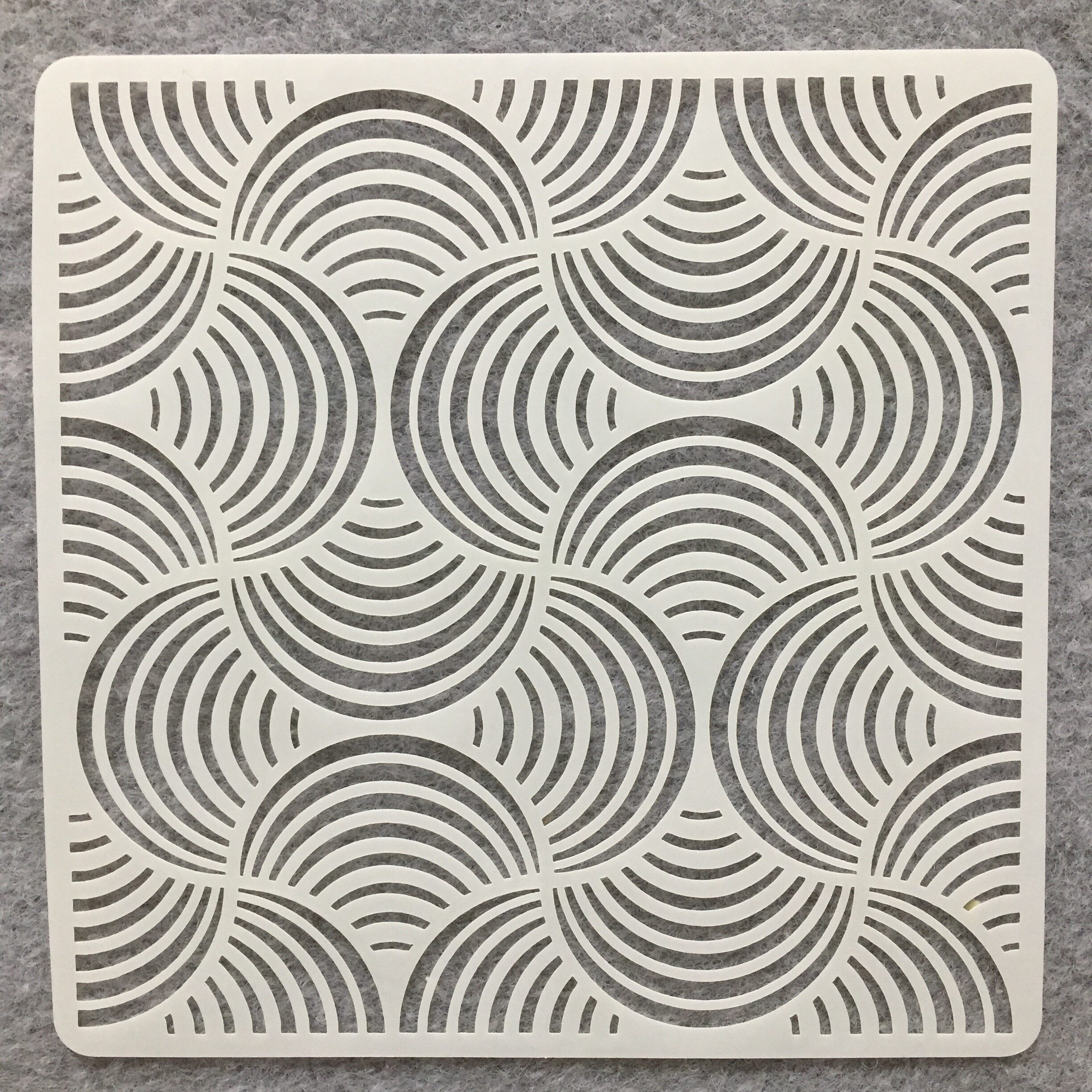 새로운 아마존 국경 DIY 기하학 템플릿 만다라 그래픽 템플릿 타일 스프레이 페인팅 불규칙한 중공 템플릿