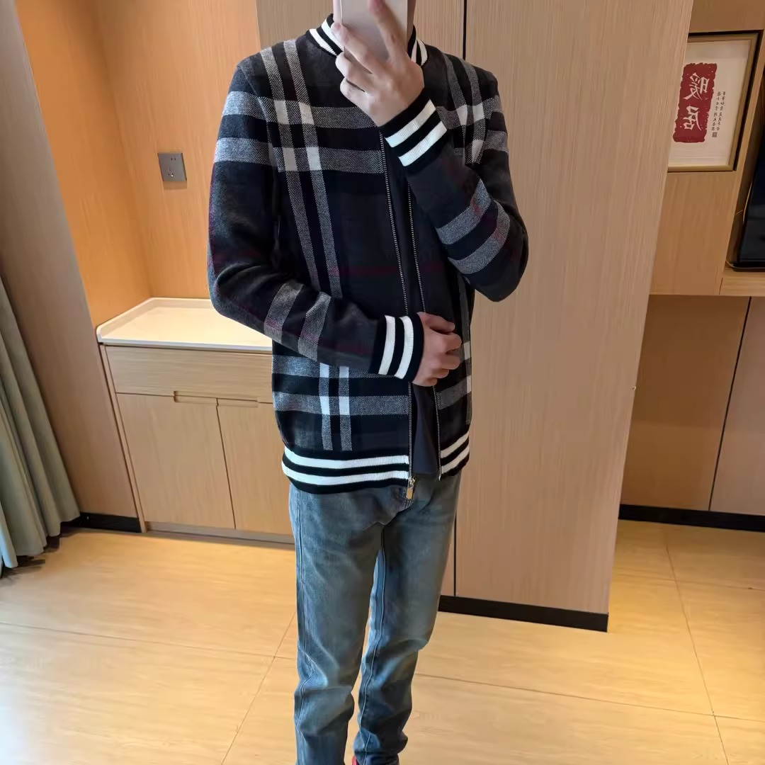 秋冬新款经典格子条纹针织外套男士潮流轻奢开衫毛衣修身百搭夹克