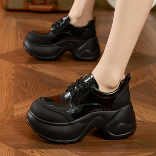 ZFCQ新款厚底内增高小皮鞋女款漆皮2026春新款黑色高跟8cm乐福鞋