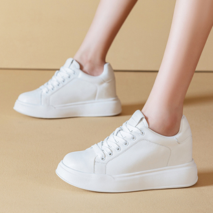 ZFCQ新款厚底内增高小白鞋女款全皮2026春季新款黑色显脚小休闲鞋