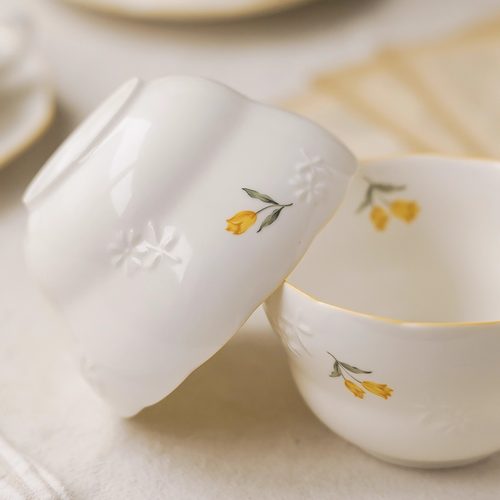 中古浮雕釉下彩骨瓷饭碗法国Renoma 复古可爱小花甜品碗手绘