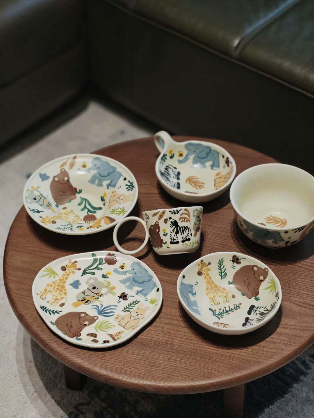 高颜值定制款红色中古风陶瓷汤盘釉下家用水果沙拉盘8英寸加深盘