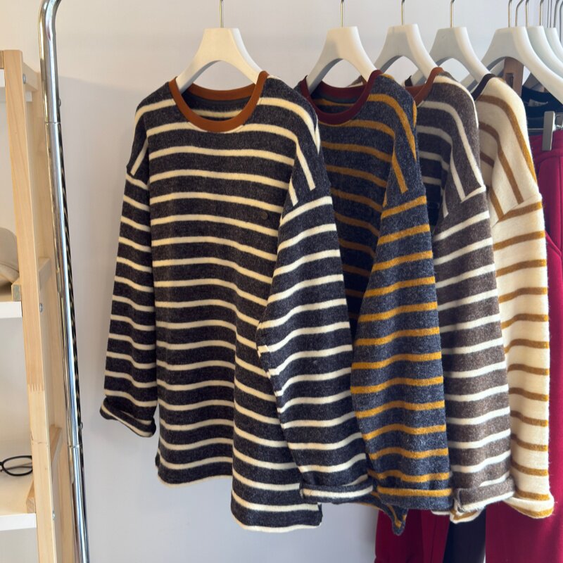 手工小扣宽松大版条纹打底