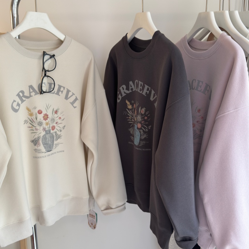 做旧手绘花朵加绒大版卫衣女