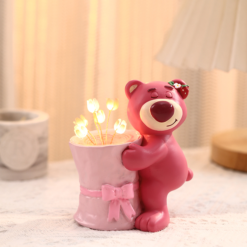 发光草莓熊房间装饰品摆件