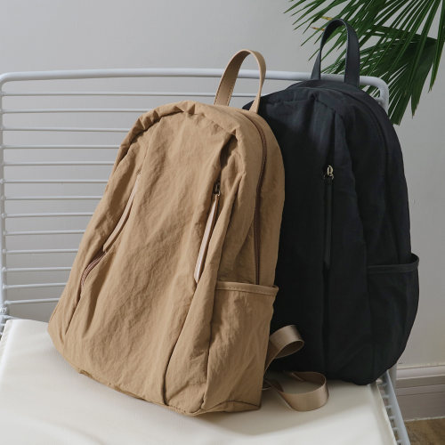 日系文艺简约轻便双肩包女