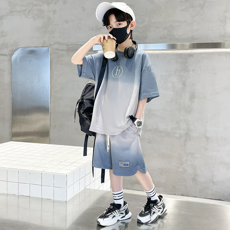 儿童男孩夏季短袖运动服帅气时髦