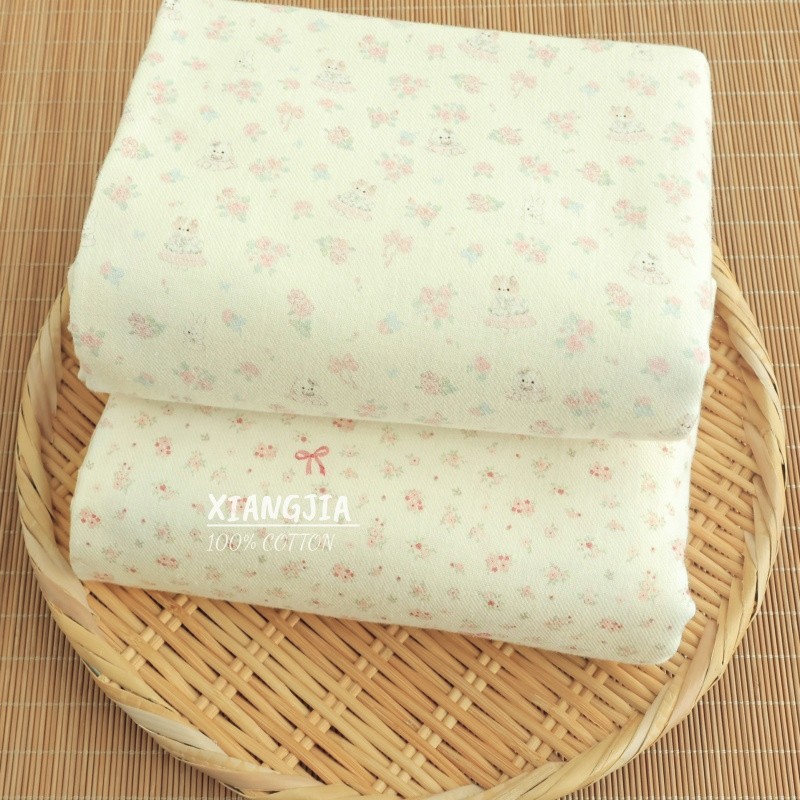 半米价  全棉斜纹磨毛布料 卡通小碎花 秋冬童装衣物 家居服面料