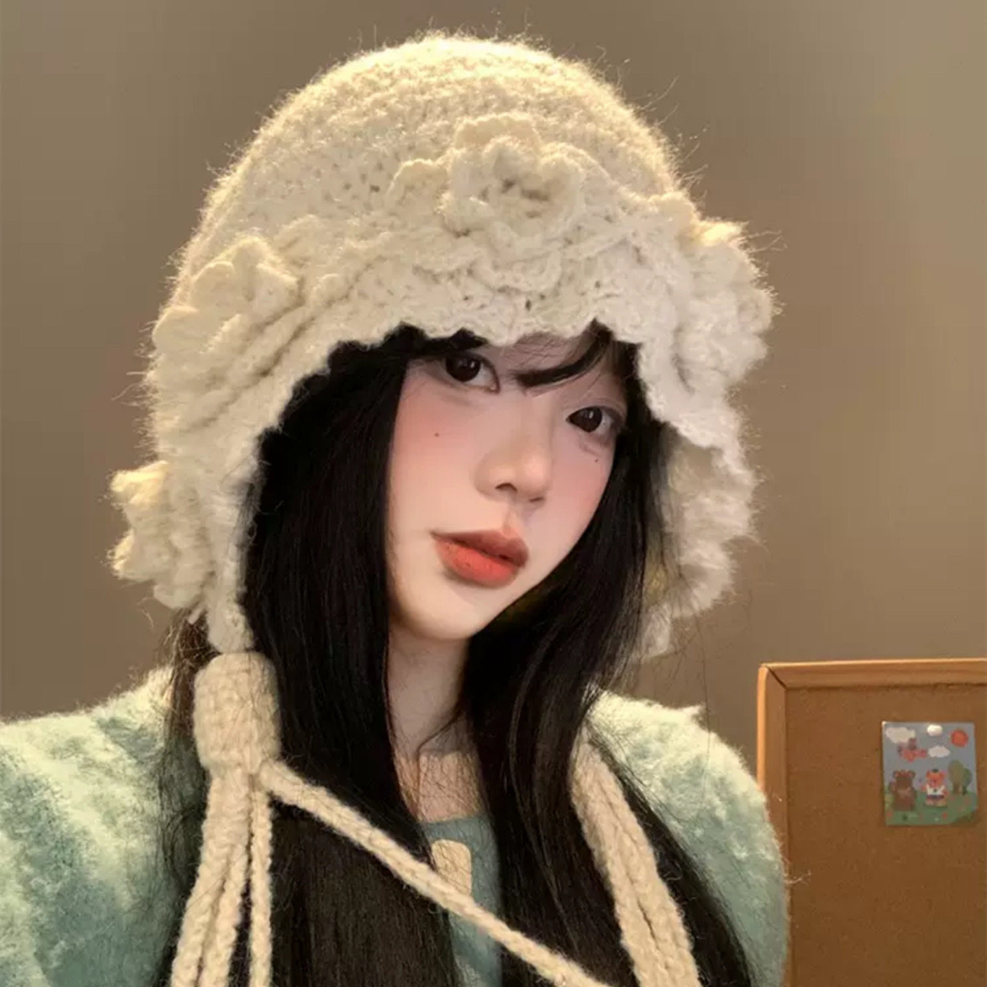 2025秋冬款旅游装饰立体花朵手工针织帽子女秋冬季保暖流苏毛线帽