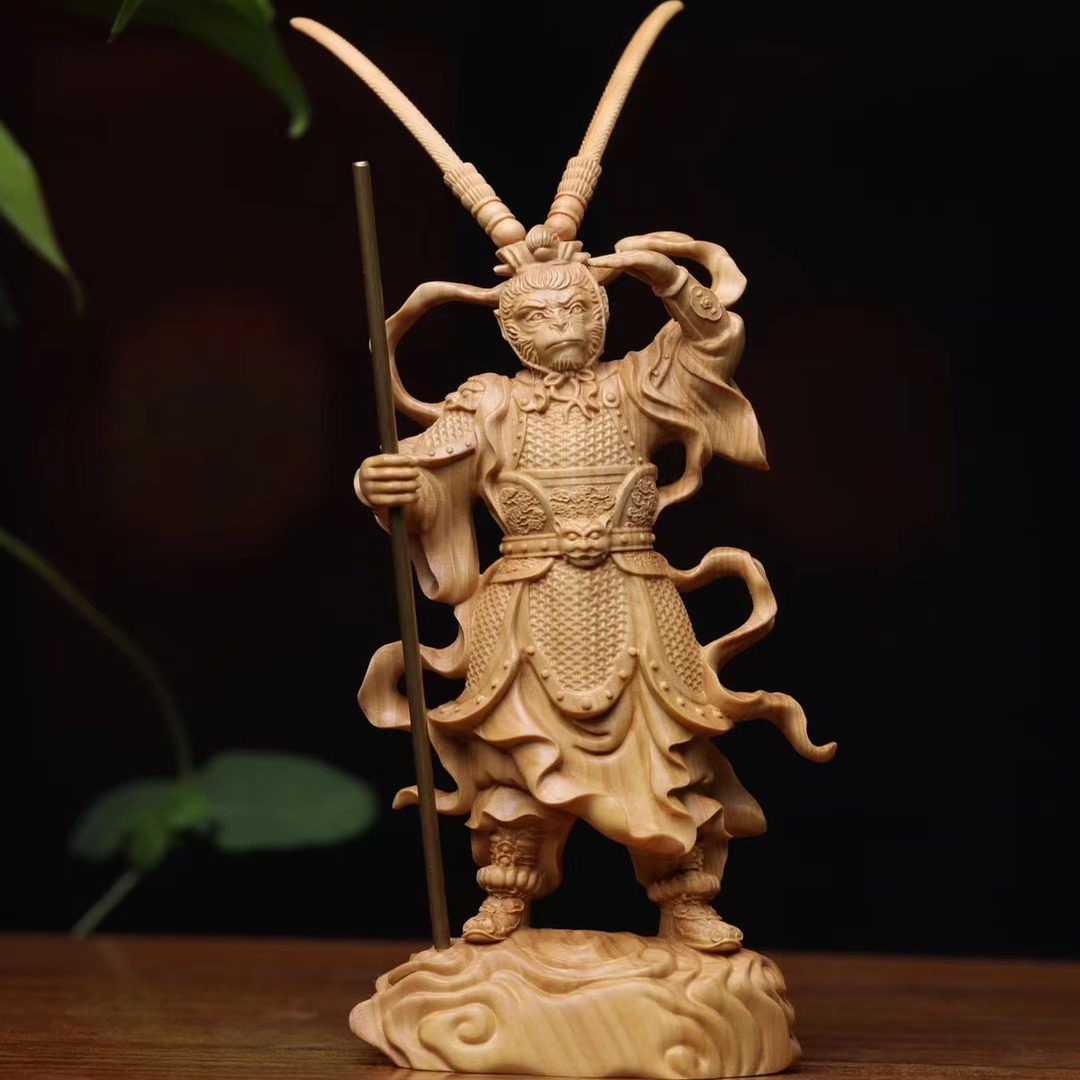 黄杨木斗战胜佛齐天大圣工艺品