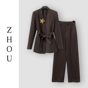 （周哥甄选）咖色时尚套装-32024