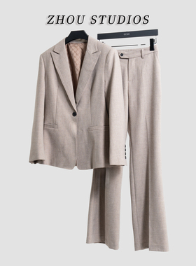 燕麦色时尚休闲女装西装套装-15444