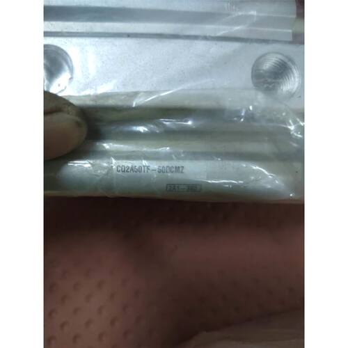 IFM易福门O1D405激光测距传感器 01D405