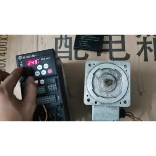 LC1D40AQ7C原包装，正面带二维码款。线