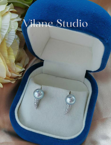 炫蓝色ji光8-9海水真多麻纯银小恶魔耳钉