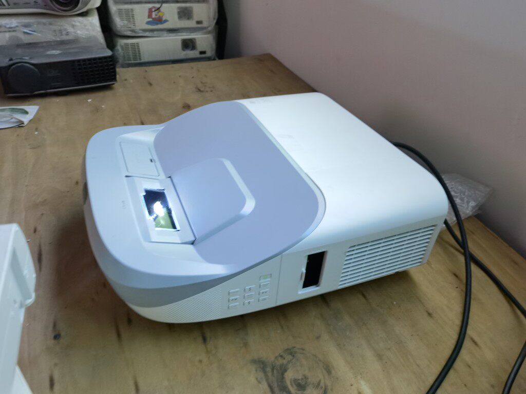 二手明基BX0300反短焦高清投影机家用商务投影仪