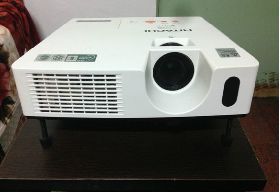 二手宽屏日本投影机超高亮清投影仪日立3050x家用教育商务3d特价