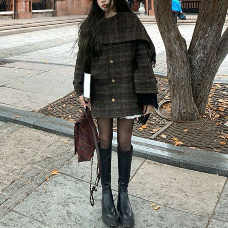 法式名媛气质格纹流苏毛呢外套女