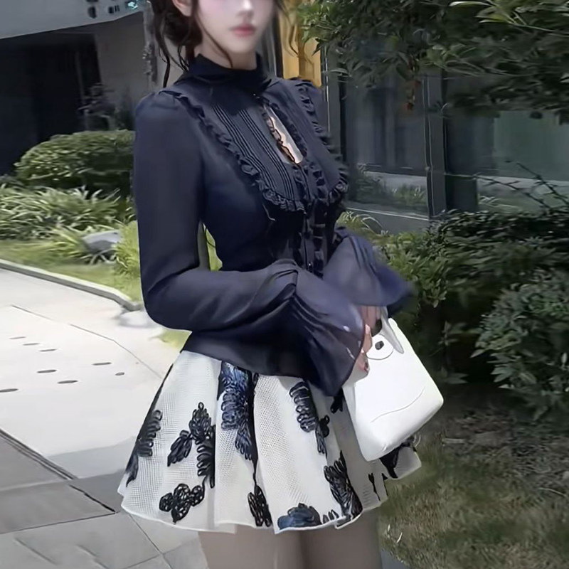 长袖衬衫高腰蓬蓬半身裙两件套