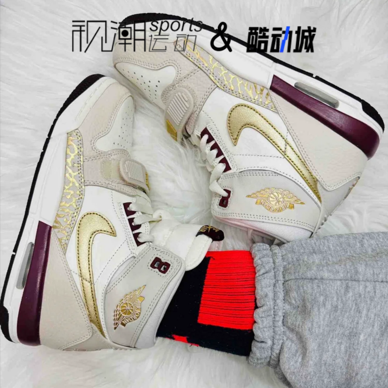 AJ312米红色大童蛇年限定篮球鞋