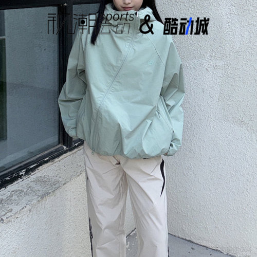 NB豆绿时尚潮流户外防风连帽夹克