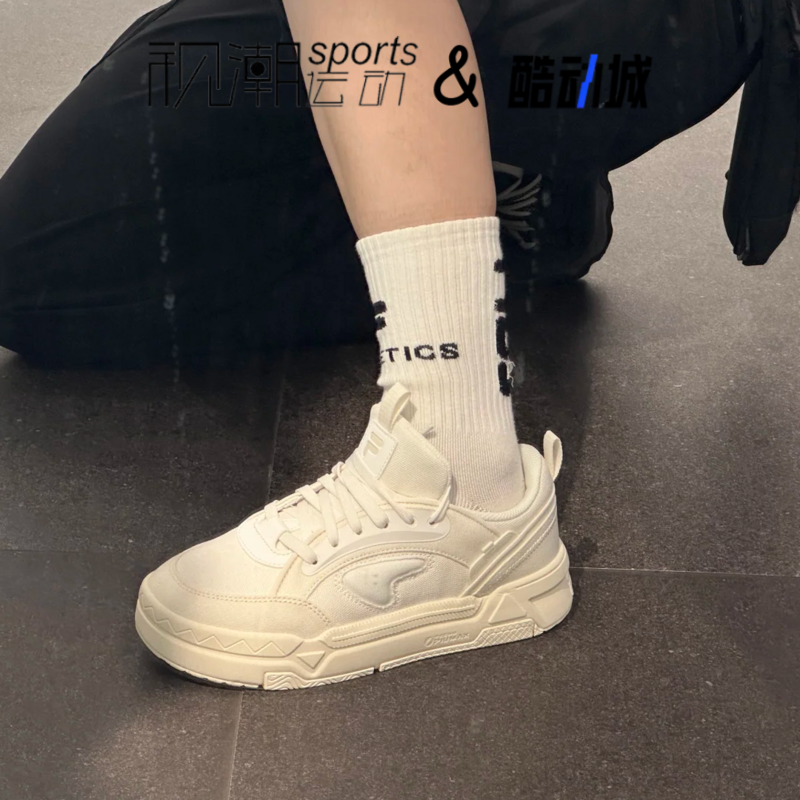 斐乐酷板鞋白色运动休闲鞋板鞋