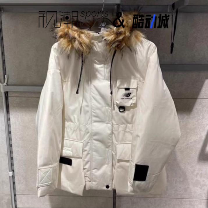 NB白色女子连帽防风保暖羽绒服
