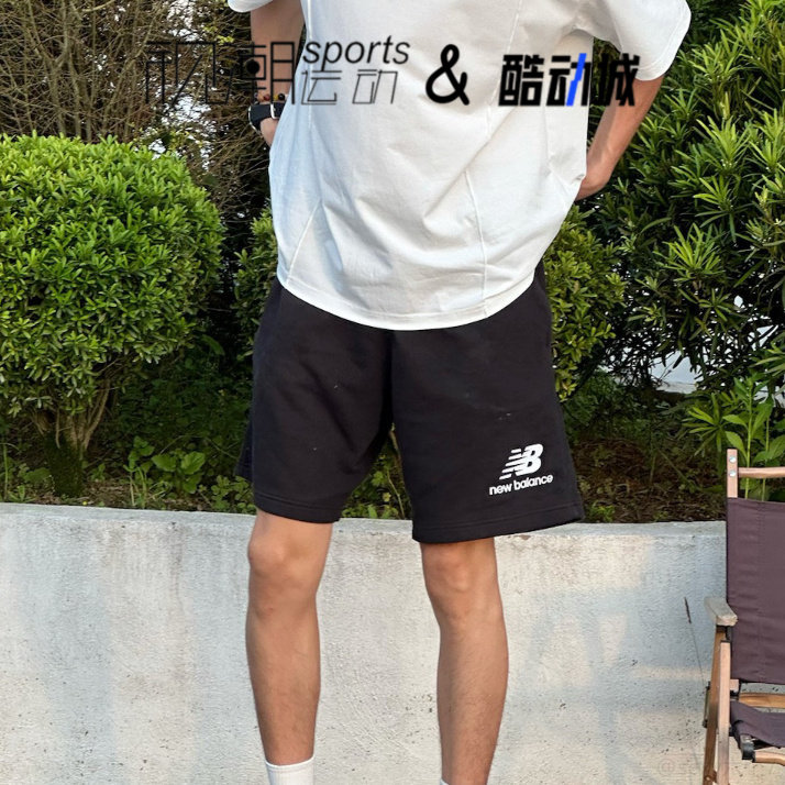 NB黑色宽松休闲简约百搭运动短裤