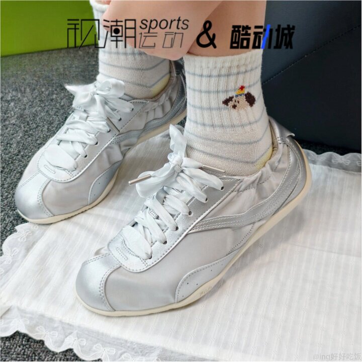 斐乐薄巧鞋太空银休闲复古芭蕾鞋