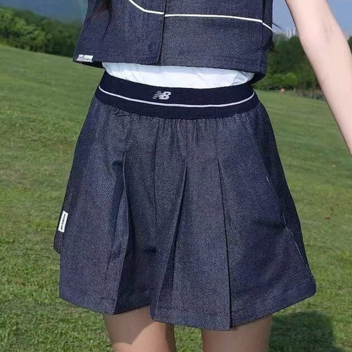 NB女舒适梭织百褶运动休闲短裤
