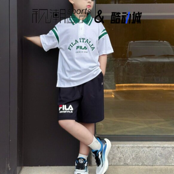 斐乐ORIGINALE标准白撞色拼接T恤