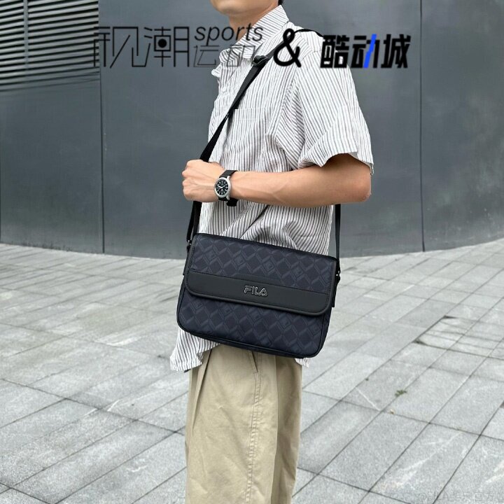 斐乐HERITAGE正黑色男商务斜挎包