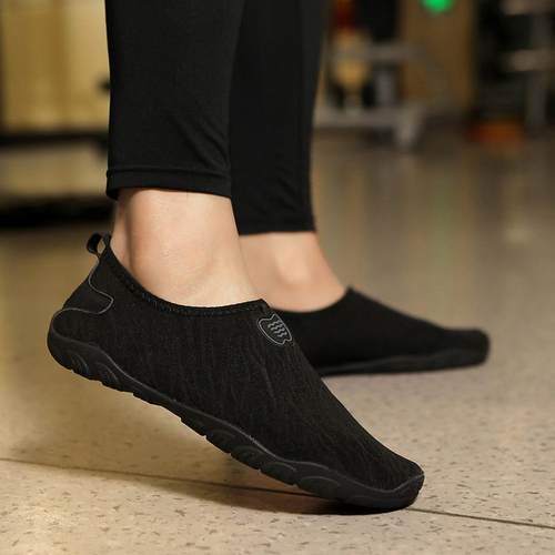 男女通用室内综合训练鞋