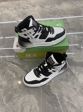 帅克龙闽斯鸟新款皮面防滑耐磨ins爆男潮流时尚运动跑步鞋轻便
