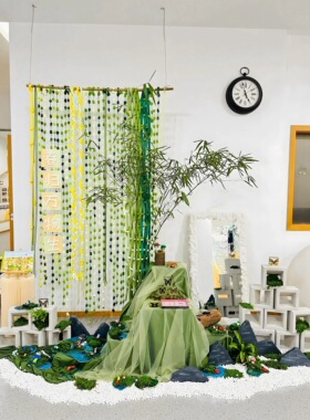 幼儿园春夏绿色系开学季主题大厅环创材料编织区手工diy挂帘装饰