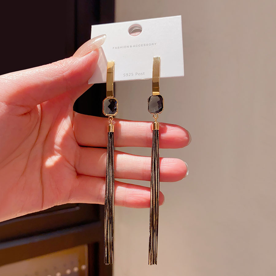 2025年新款复古夸张气质长款链条流苏耳环女小众轻奢设计夸张耳饰