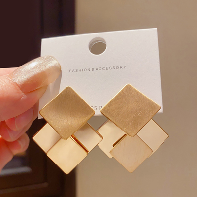 2025新款复古港风几何拉丝方形大耳环女小众个性高级感耳钉耳饰