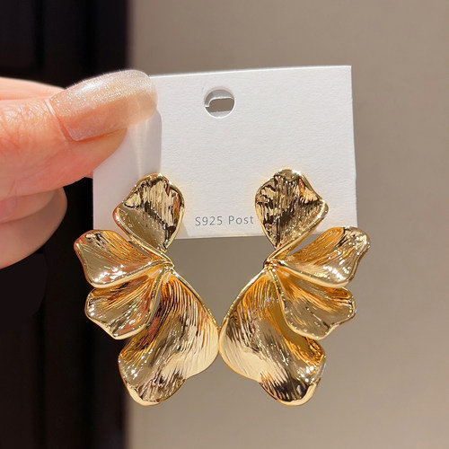 欧美夸张金色立体花朵耳环女铜质925银针高级感花瓣造型耳钉耳饰