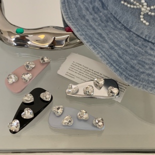 甜酷少女爱心水钻发夹女2025新款 高端水滴皮质刘海夹侧边碎发夹