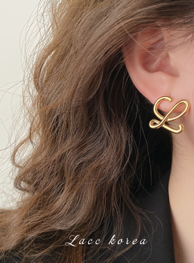 小众设计法式几何金属耳钉2025新款独特夸张高级感耳环气质耳饰女