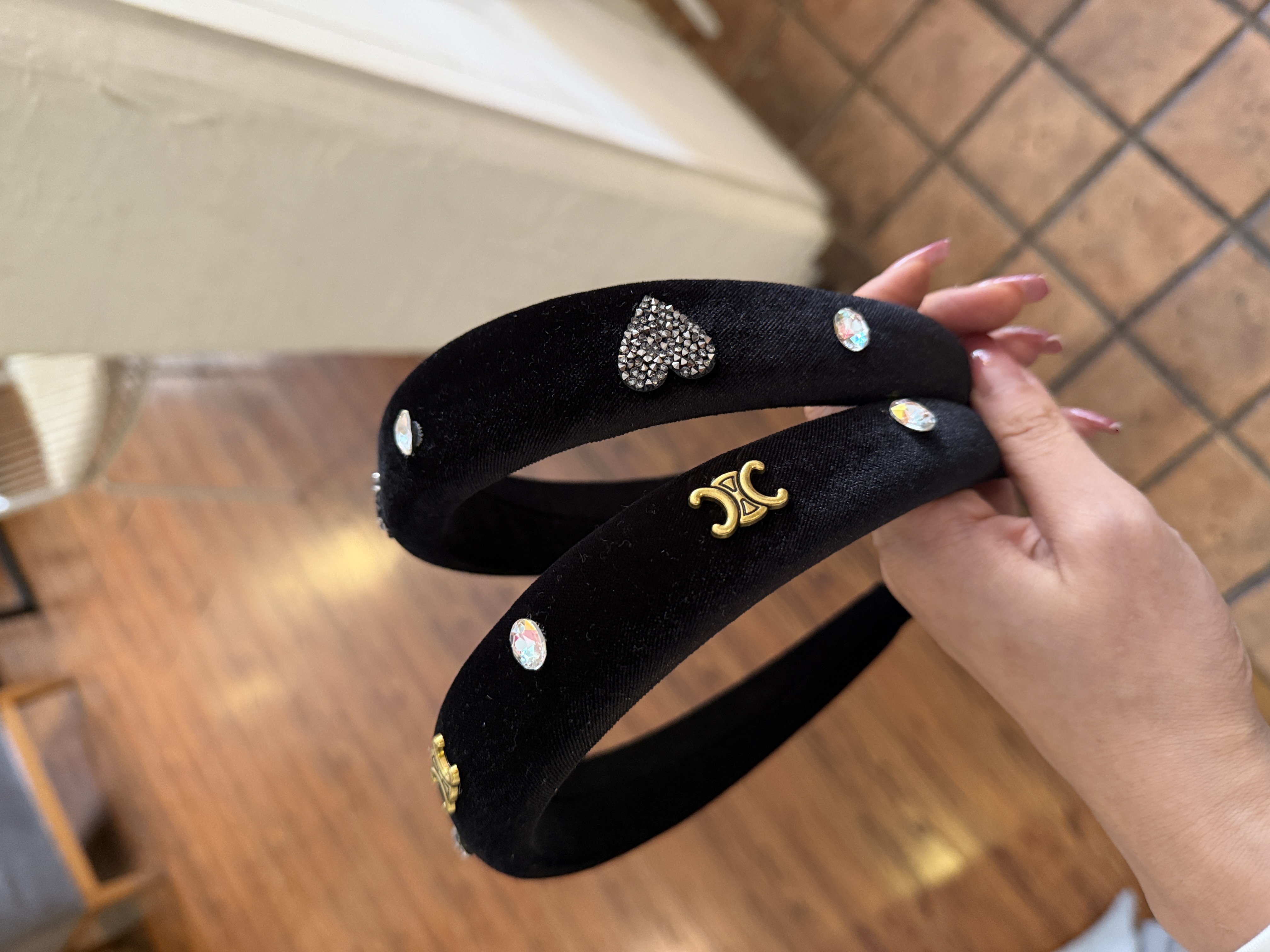 韩国进口2025新款高级感气质丝绒发箍女带齿洗脸压发头箍外出