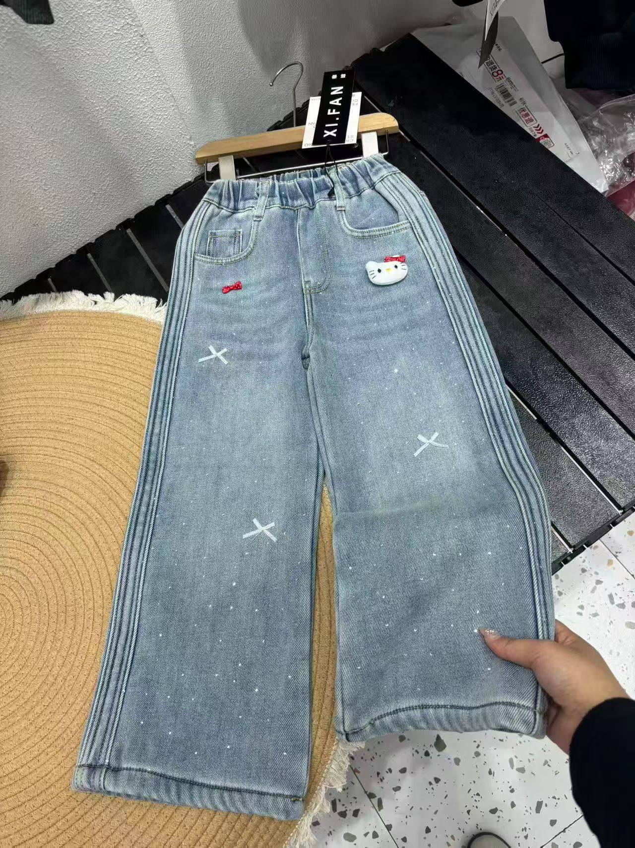 年款女童牛仔裤新款儿童洋气直筒裤中大童女孩秋冬一体绒款牛仔裤,童装/婴儿装/亲子装,儿童牛仔裤,淘宝优惠券,粉丝福利购,淘宝优惠卷